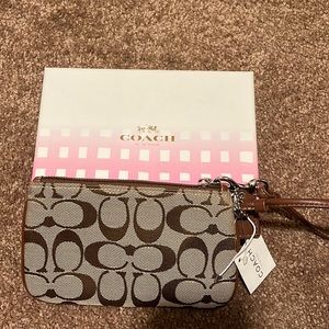 Never used and still has tags and original box.